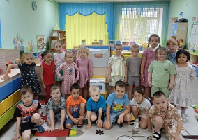 Акция «Посылка солдату» от детских добрых, любящих сердец! Акция «Посылка солдату» от детских добрых, любящих сердец!.
